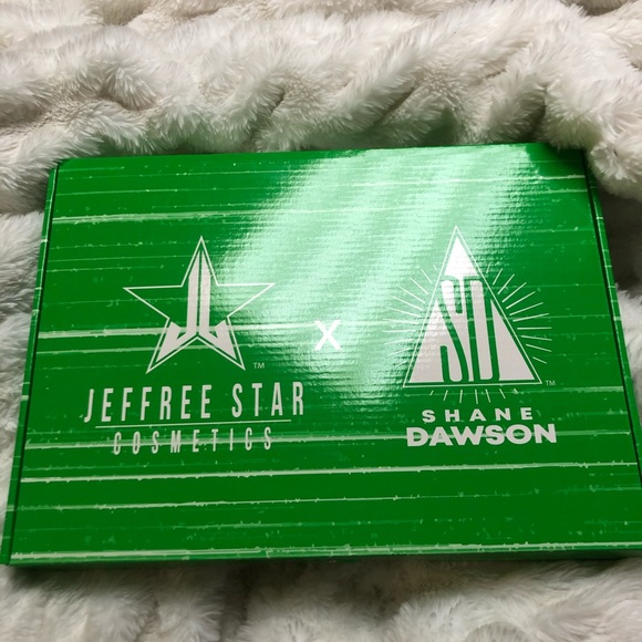 Jeffree Star x Shane Dawson Pig Mirror - Picture 2 of 5